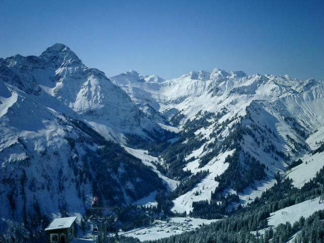 Aparthotel Walliser Stube Mittelberg Exterior foto