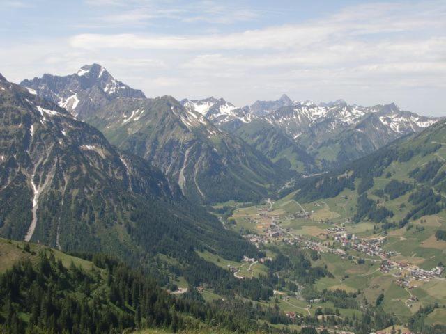 Aparthotel Walliser Stube Mittelberg Exterior foto