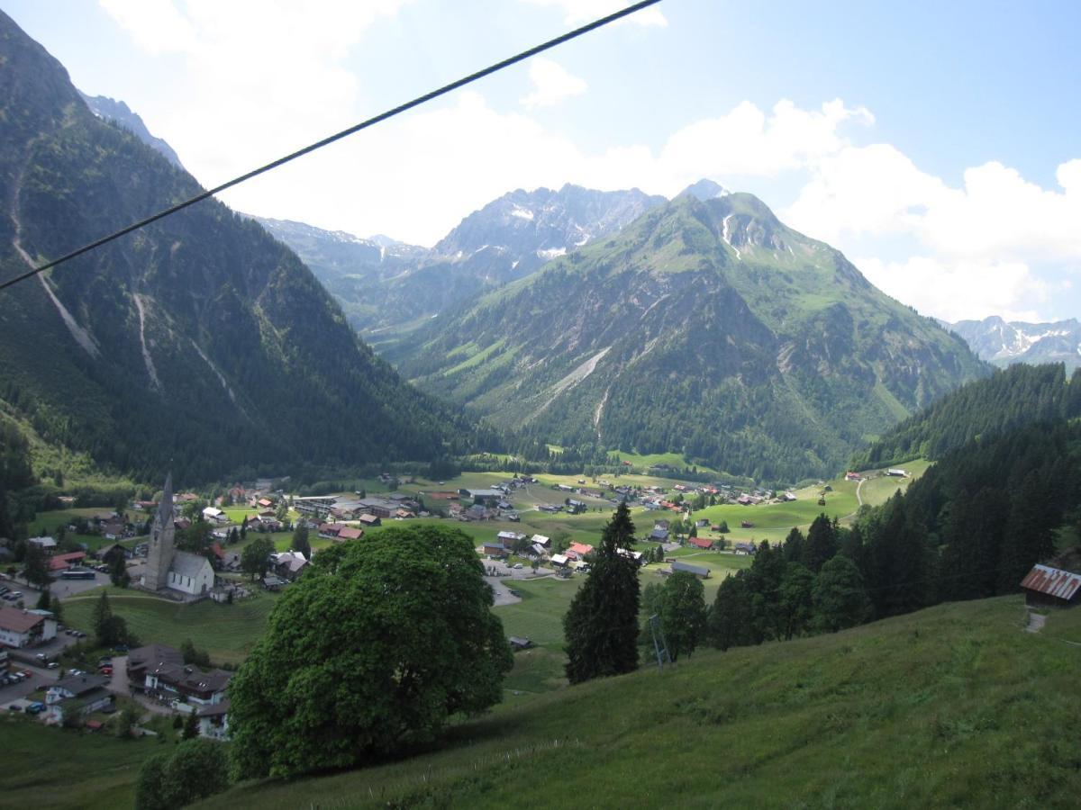 Aparthotel Walliser Stube Mittelberg Exterior foto